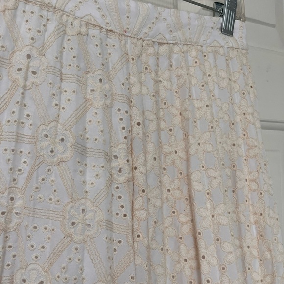 NWT Zara Cream Eyelet Embroidered Maxi Skirt XS - Picture 6 of 16